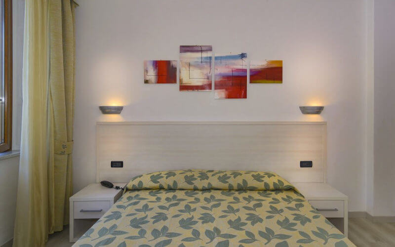 Camera Matrimoniale Albergo Vittoria